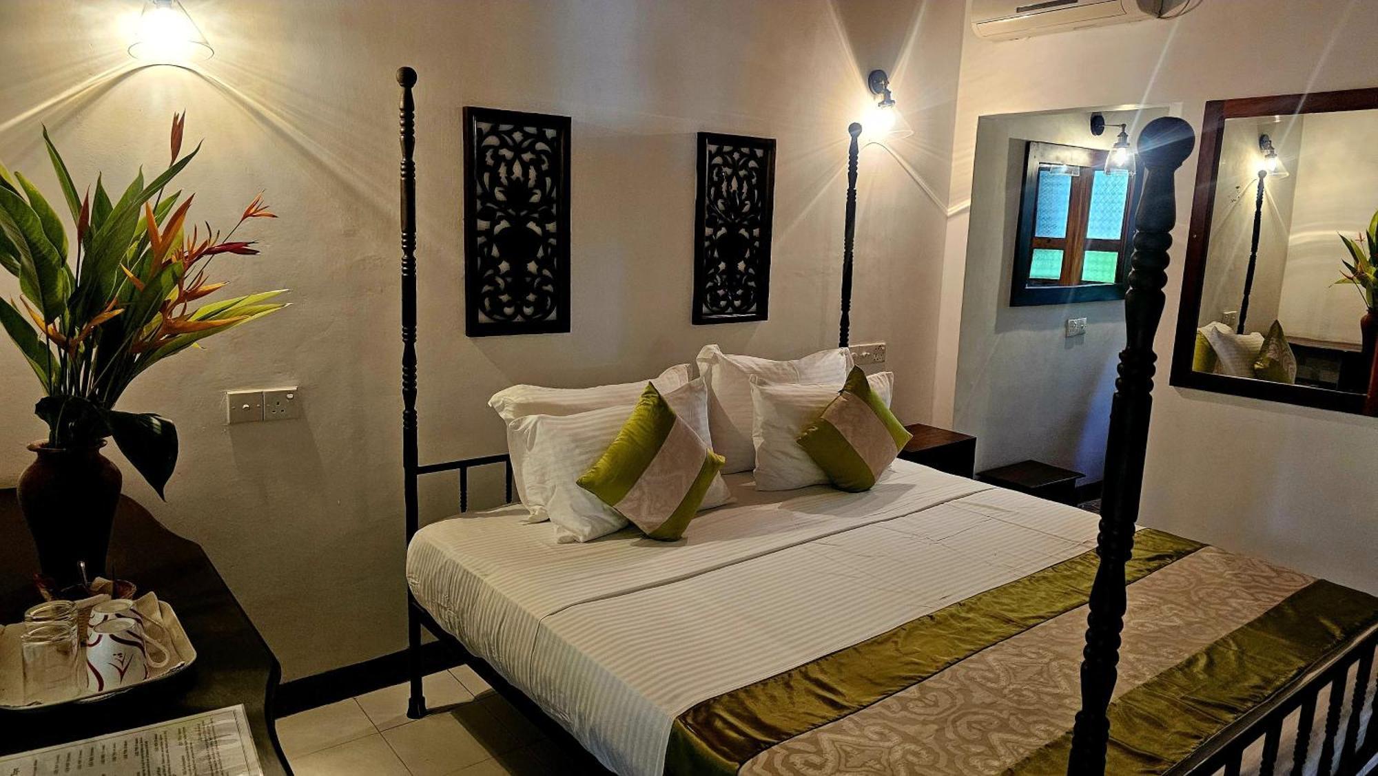 Nooit Gedacht Heritage Hotel Unawatuna Exterior photo
